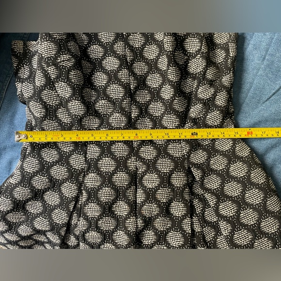 H&M dress - Picture 6 of 6